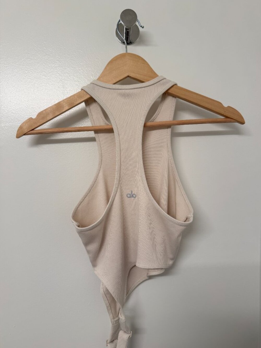Alo Yoga Alosoft Ribbed Revelation Tank - Picture 4 of 9